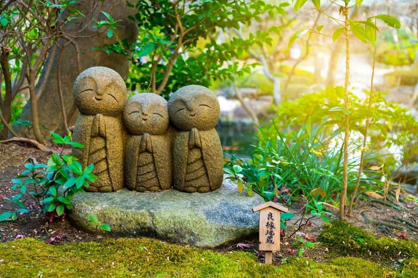 1-Day trip: Kamakura City (Enoshima/Shonan/Beach) - Who this private Kamakura, Enoshima, Shonan trip is best for