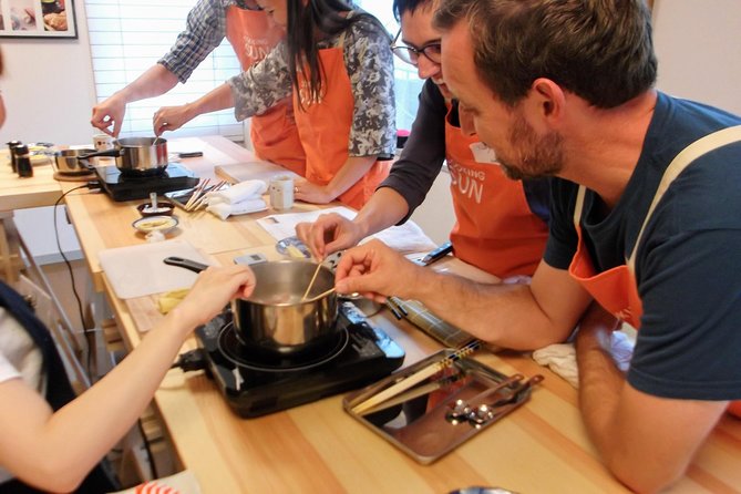 3-Hour Small-Group Sushi Making Class in Tokyo - Getting Set Up at Cooking Sun Tokyo (and What to Expect When You Arrive)