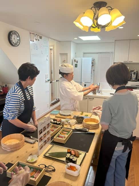 AKEMI's SUSHiKiTCHEN: A fun sushi cooking lesson in Tokyo - The 3-hour format: what you actually do, in plain order