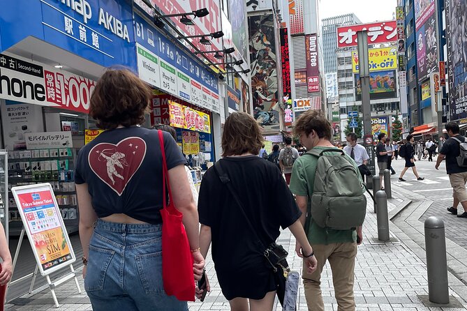 Akihabara Otaku Group Tour - How limited-edition collectibles and souvenirs fit into the day