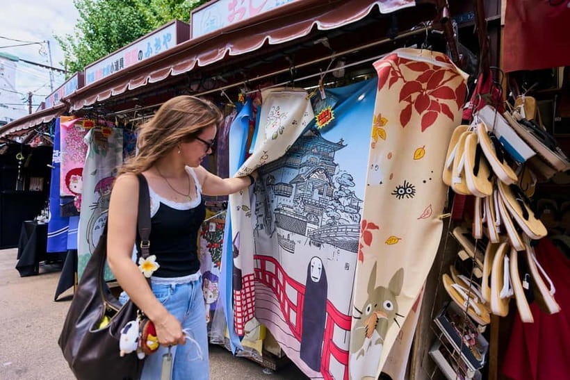 Asakusa: 2-Hour History Walking Tour & Local Food Tasting - Pro chef knife shop, and why this stop feels surprisingly useful