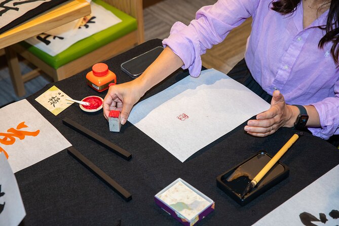 Asakusa Calligraphy Workshop Craft Your Own Art in Tokyo - The first moves: grip, stroke order, and brush control
