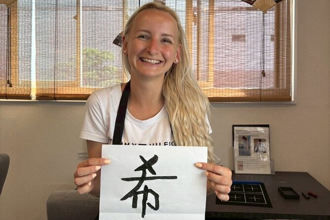 Asakusa:Japanese Calligraphy & Make your original folding fan! - Choosing your name or kanji, and making it feel like your trip