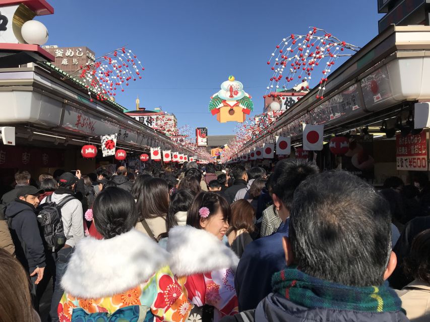 Asakusa: Kitchen knife store visits after history tour - The guide and audio support, including the headset system