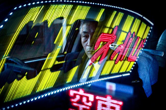 Blade Runner photo workshop in Shibuya with Laurence Bouchard - Laurence Bouchard, Why a Pro Guide Matters in Low Light