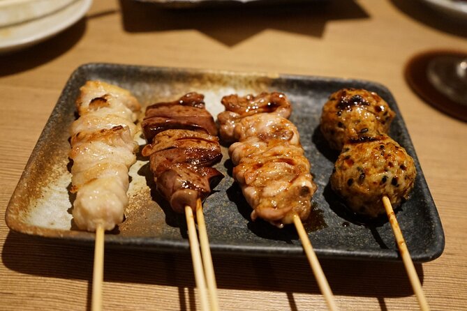 【Contemporary Culture】Bar Hopping I Always Visit in Shinjuku! - Kabukicho stop two: a bar that shifts the mood toward drinks