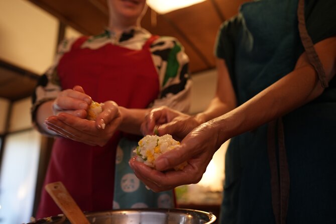 Cook Everyday Japanese Home Meals with Your Tokyo Mom - The home-cooking details that make the difference