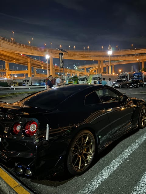 Daikoku Meet in a Subaru WRX - Super Autobacs shopping stop: parts, tools, and car-enthusiast energy