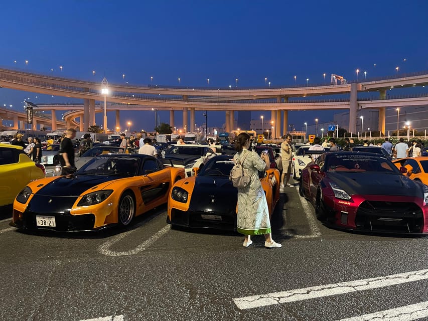 Daikoku Parking Area : JDM car meet tour by a local Japanese - Ōba pickup and the MOS BURGER meeting point