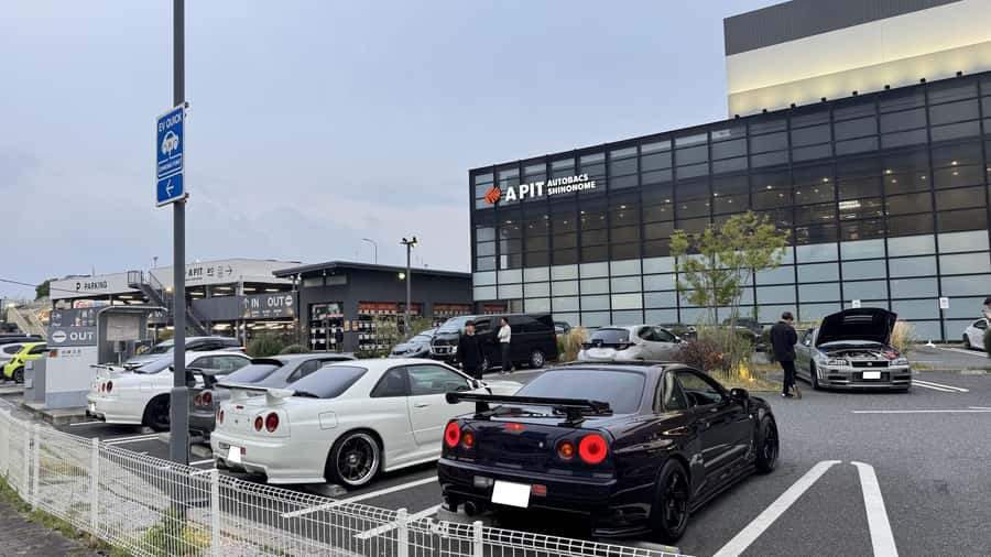 Daikoku & Tokyo Private JDM Tour by 700HP R34 GT-R - Who should book this tour, and who should skip it