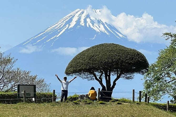 Do You Want to Try Skywalk? A New Way of Enjoying Hakone! - Bakery & Table Hakone: Lake Ashi bread plus a footbath pause