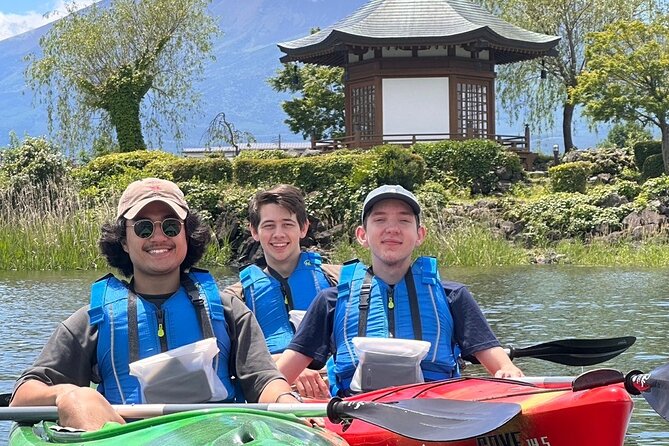 Early Morning Kayaking With Views of Mt Fuji at Lake Kawaguchiko - The 7:30 to 8:30 paddling hour, when Mt. Fuji looks its best
