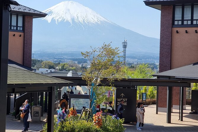 Enjoy Mt. Fuji View and free time shopping at Gotemba Outlets! - Bus comfort, group size, and what can derail the day