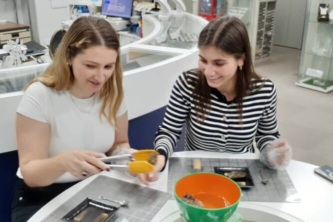 Exclusive Pearl Jewelry Making Activity in Tokyo - Entering PICOLABO in Ueno, and what your 1-hour class really feels like