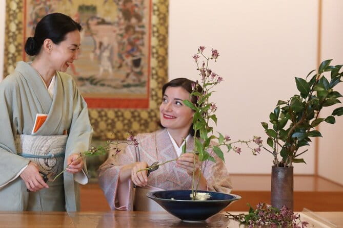 Exclusive Pearl Jewelry Making Activity in Tokyo - Logistics that matter in Tokyo: mobile ticket, meeting point, and transit access