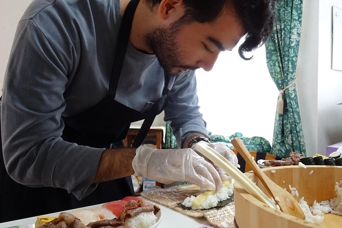 Experience all of Japanese culture and Japanese food experience classes "origami, udon, Japanese food, green tea, calligraphy" in 4 hours - Dietary needs: vegetarian and vegan-friendly Japanese food