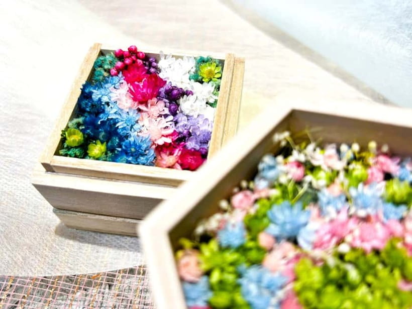 Experience Crafting a Flower-Adorned Mini Japanese Garden - Making your mini Japanese flower garden, step by step