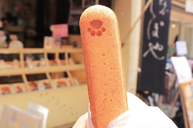 Experience Old local Tokyo & traditional food in Yanaka Ginza - Street Food and Shop Stops You Can Actually Use as Souvenirs