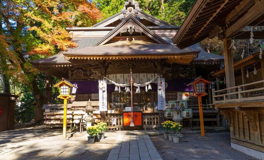 From Tokyo: Full-Day Mount Fuji Tour in English or Spanish - Honcho Street and the Fuji Michi pilgrimage route