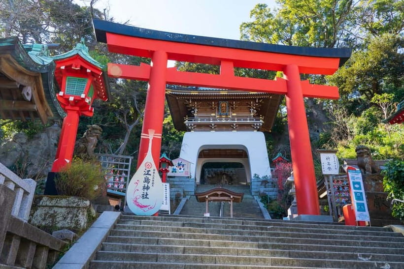 From Tokyo: Kamakura, Great Buddha, and Enoshima Bus Tour - Asakusa’s Senso-ji and shopping streets: Kaminari-mon to Komachi-dori Tokyo nostalgia