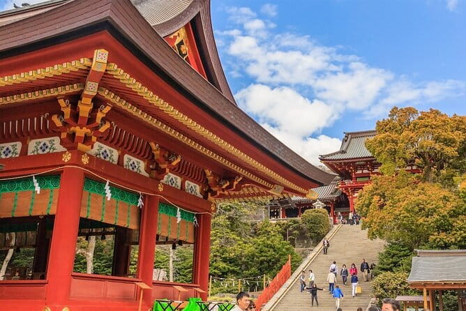 From Tokyo Kamakura, Hachimangu Shrine and Enoshima Full Day Tour - Hase Station to Enoshima: Riding the Enoden Like the Locals