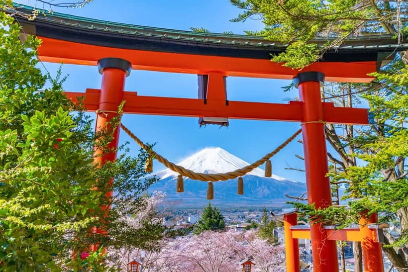 From Tokyo: Must-Visit Mount Fuji Highlight Full-Day Tour - Pickup, coach ride time, and what the day actually feels like