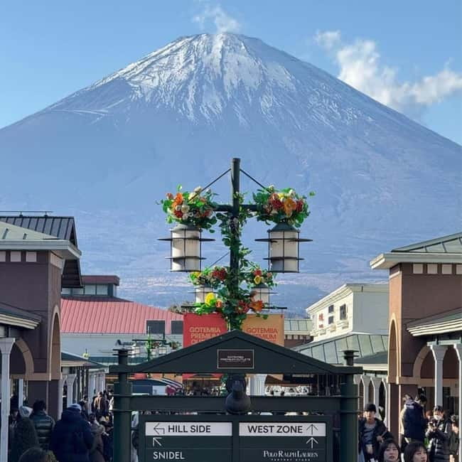 From Tokyo Private Mount Fuji & Hakone Day Trip With Pick Up - Mount Fuji Station Photos With A Real Sense of Scale