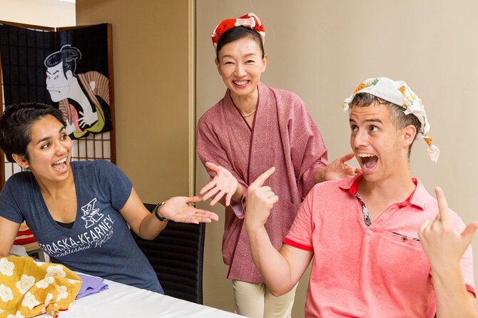 Furoshiki Cloth Wrapping - Where You Meet: Kikai Shinkō Kaikan Near Shibakōen