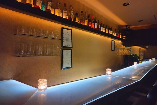 GoldenGai Daytime JapanWhisky BeginnersSession w/FemaleBartender - The 2-Hour Rhythm in Golden Gai, From Stairs to Sips