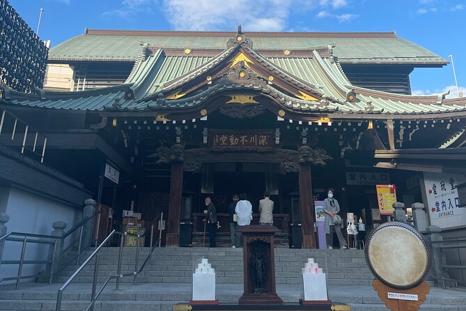 Goshuin Collecting & Garden Walk in Local Tokyo - Getting to the start and using the bus pass like a pro