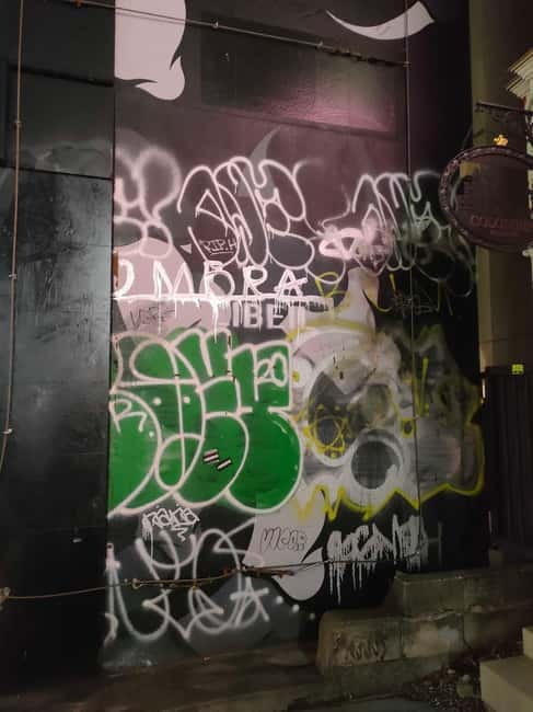 Graffiti in Tokyo Walking Tour: Shibuya and Harajuku - Meeting Point at Manhattan Records, then straight into Shibuya walls