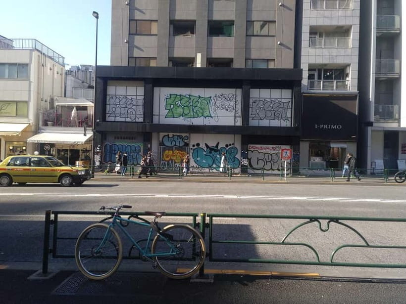 Graffiti in Tokyo Walking Tour: Shibuya and Harajuku - Shibuya City walk: where tags and murals start telling stories