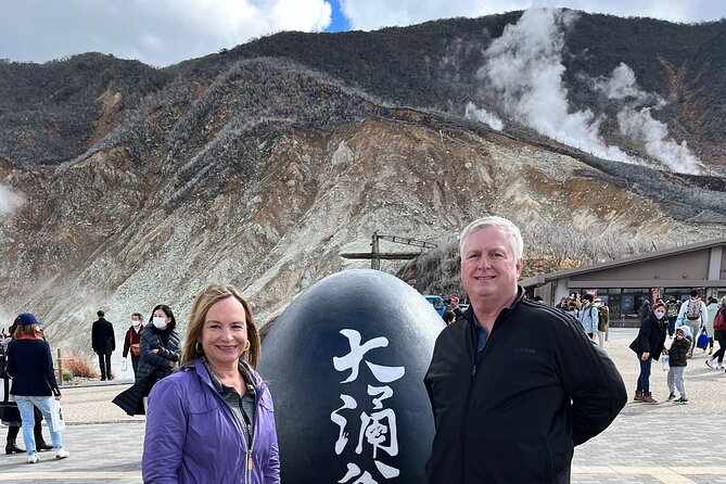 Hakone Full-Day Private Tour(Tokyo DEP.) with Government-Licensed Guide - Lake Ashi, Hakone Shrine, and the Hakone Ropeway: the Fuji postcard plan