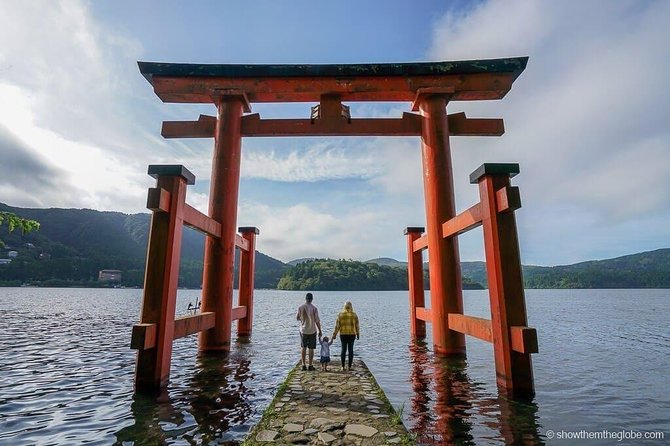 Hakone Full-Day Private Tour(Tokyo DEP.) with Government-Licensed Guide - Getting to Hakone from Tokyo without turning your day into a transit chore