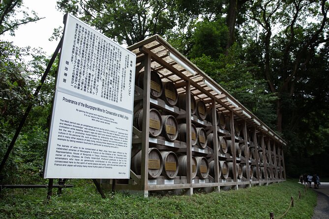 Harajuku Meiji Shrine Walking Tour in Tokyo - What the best guides add, Miyu and Hiroko as examples