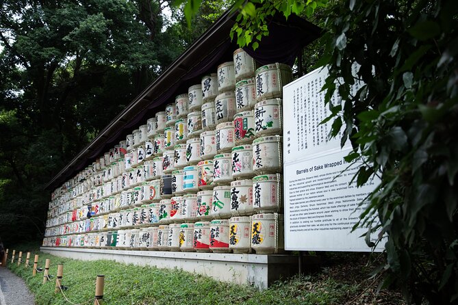 Harajuku Meiji Shrine Walking Tour in Tokyo - Stop 1, Meiji Jingu Shrine: forest calm and respectful visiting