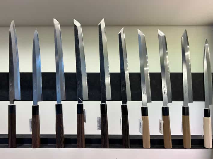 Hidden Tokyo: Explore Kitchen Street with a Local Guide - Hon-yaki knives and the samurai-to-kitchen connection