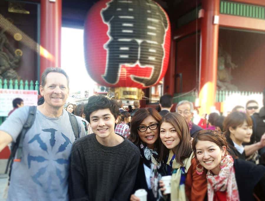 Highlights of Tokyo Private Tour with a Licensed Guide - Tsukiji Outer Market Stops: Food You Notice Immediately