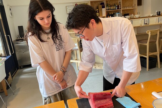 How to use Japanese knife, Tuna Cutting and Sushi Workshop - The tuna cutting lesson, including what chefs teach you to notice