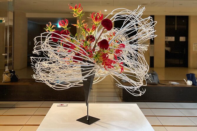 IKEBANA experience - English instruction plus real guidance for beginners