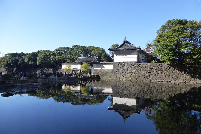 Imperial Palace East Garden and Edo Castle Walking Tour in Tokyo - Key takeaways before you go