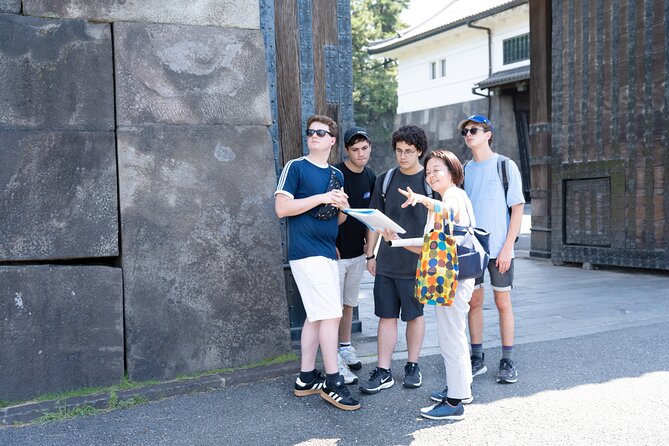 Imperial Palace or Edo Castle Time Trip Learning Walking Tour - Stop 1: Mitsubishi Ichigokan Museum as a Quick Economic Primer