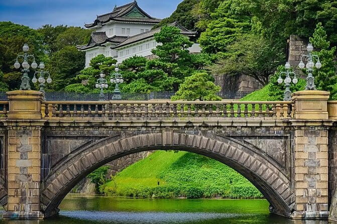 Japan's Best Mount Fuji Tour - Fujiyoshida Honcho Street: Lunch Time Without the Pressure