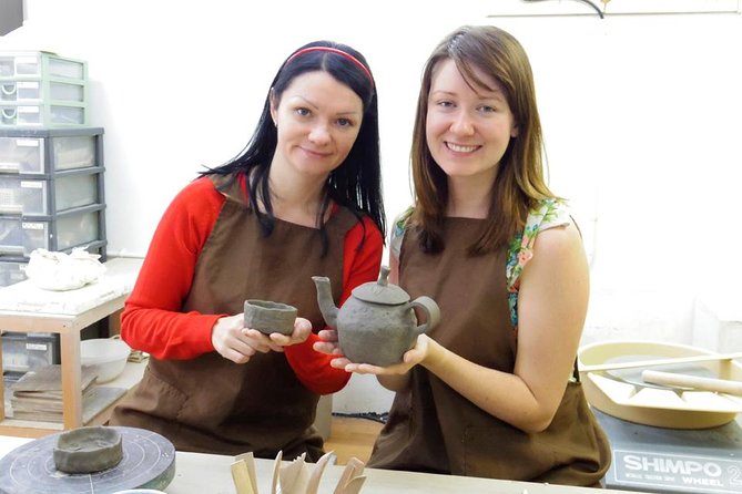 Japanese Pottery Class in Tokyo - The One-Hour Flow: application, demo, making 2 to 3 pieces, then choosing what goes to firing