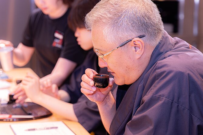 Japanese Sake Tasting & Wagyu Sukiyaki Cooking Class in Tokyo - Nishiazabu Kitchen Studio Setup (Where You Go And Why It Matters)