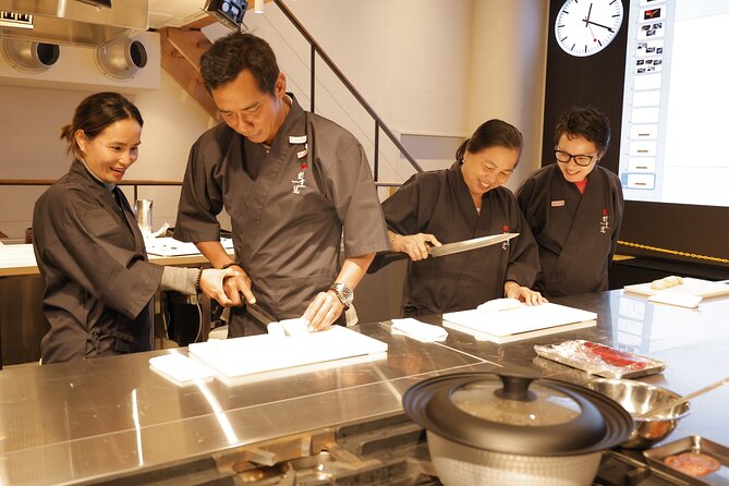 Kaisendon and Sashimi Cutting Workshop - Flour dumplings to real sashimi: how the cutting lesson works