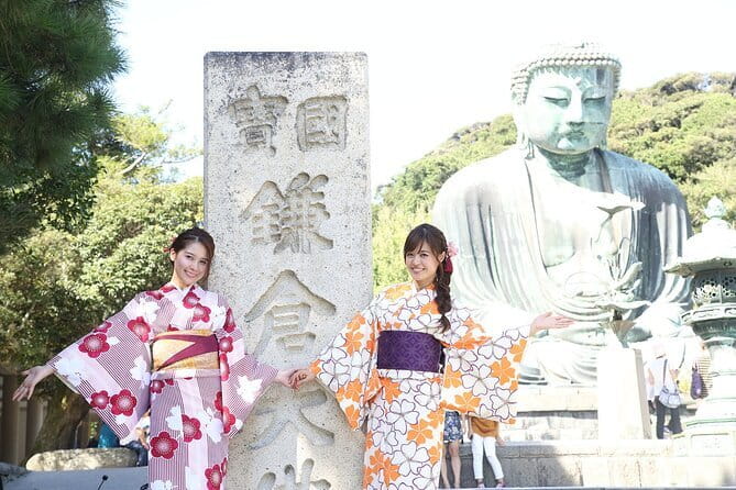 Kamakura Heritage Bike or Walk Tour with ex-Rickshaw guide - The grave of Minamoto no Sanetomo and Hojo Masako: short stop, strong meaning