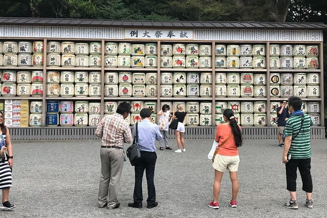 Kamakura Heritage Bike or Walk Tour with ex-Rickshaw guide - Hasedera Temple: gardens, coastline views, and the 9.18-meter Kannon
