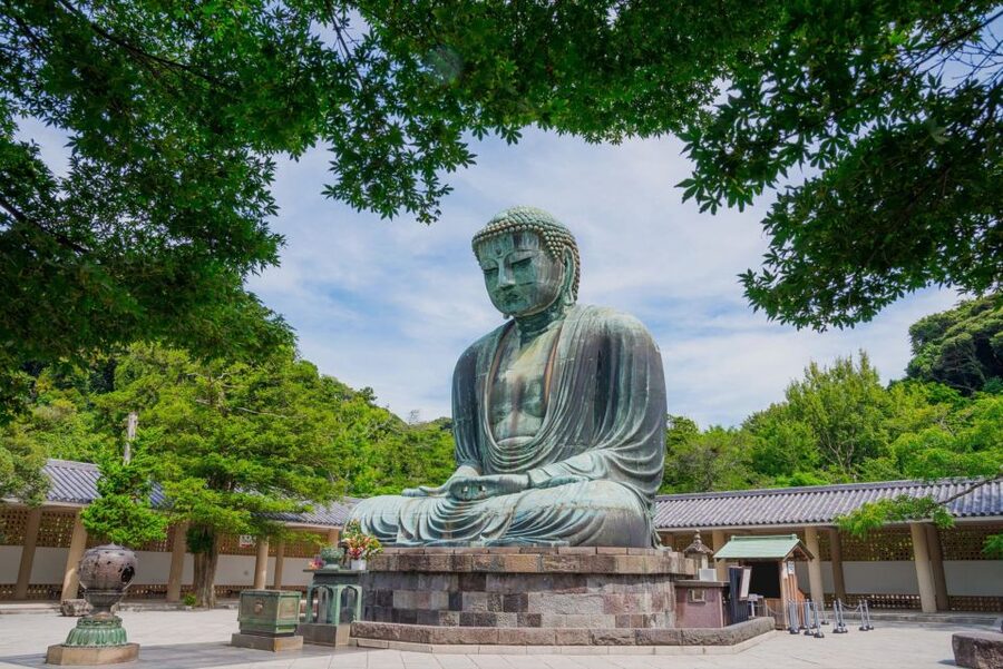 Kamakura: Private Guided Walking Tour with Local Guide - Hase-dera gardens and the June hydrangea moment