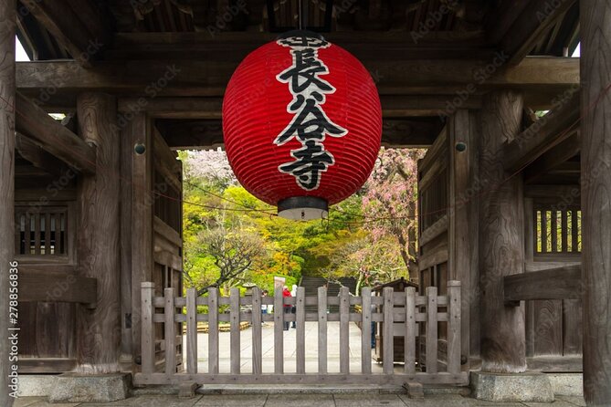 Kamakura Private Tour Great Buddha & Enoshima with English guide - Kotoku-in Great Buddha: what to prioritize at the first stop